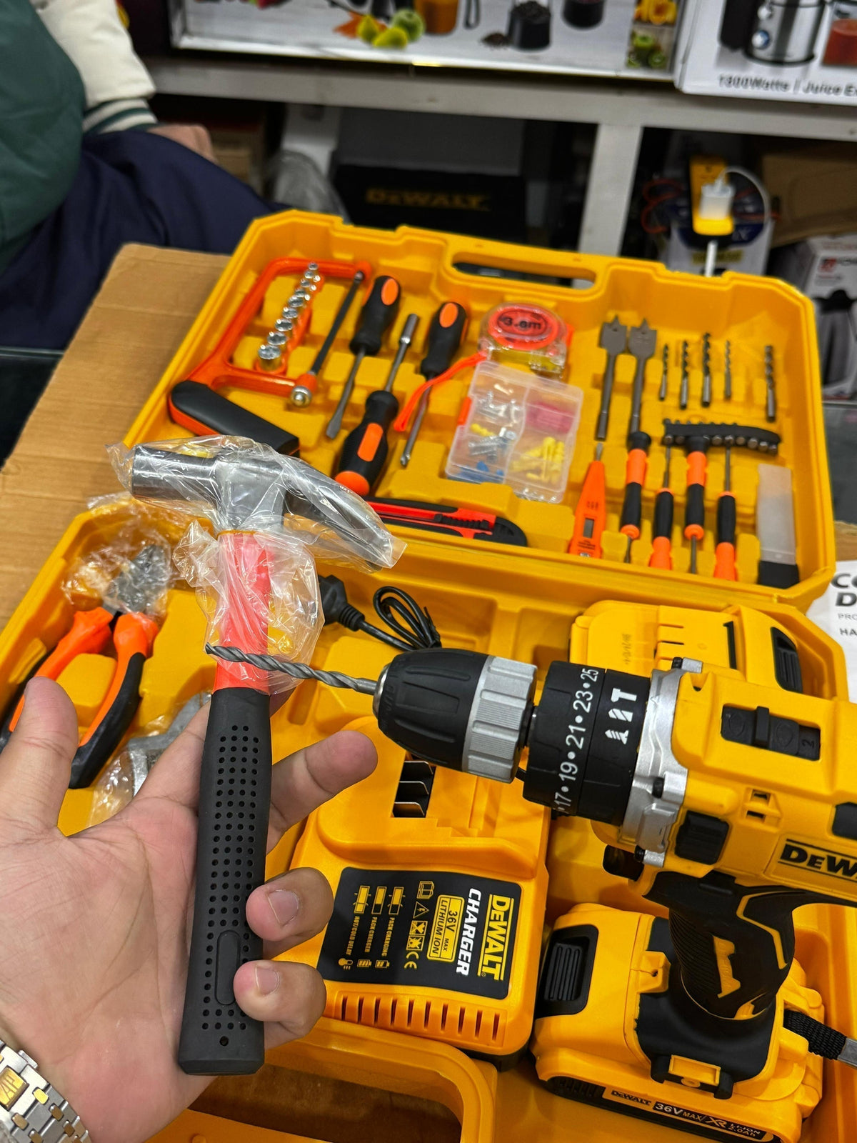 Dewalt 117 Pieces Powerful Drill Tools Box 36V Lot Imported