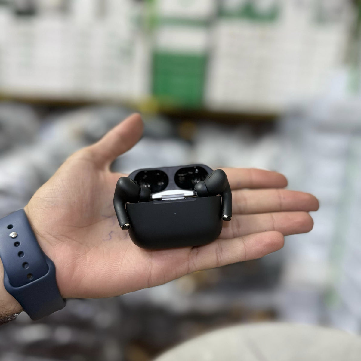 Made in USA AirPods Pro 2nd Gen (Black) – Latest Generation with MagSafe Charging Case (USB-C), Active Noise Cancelling & Spatial Audio
