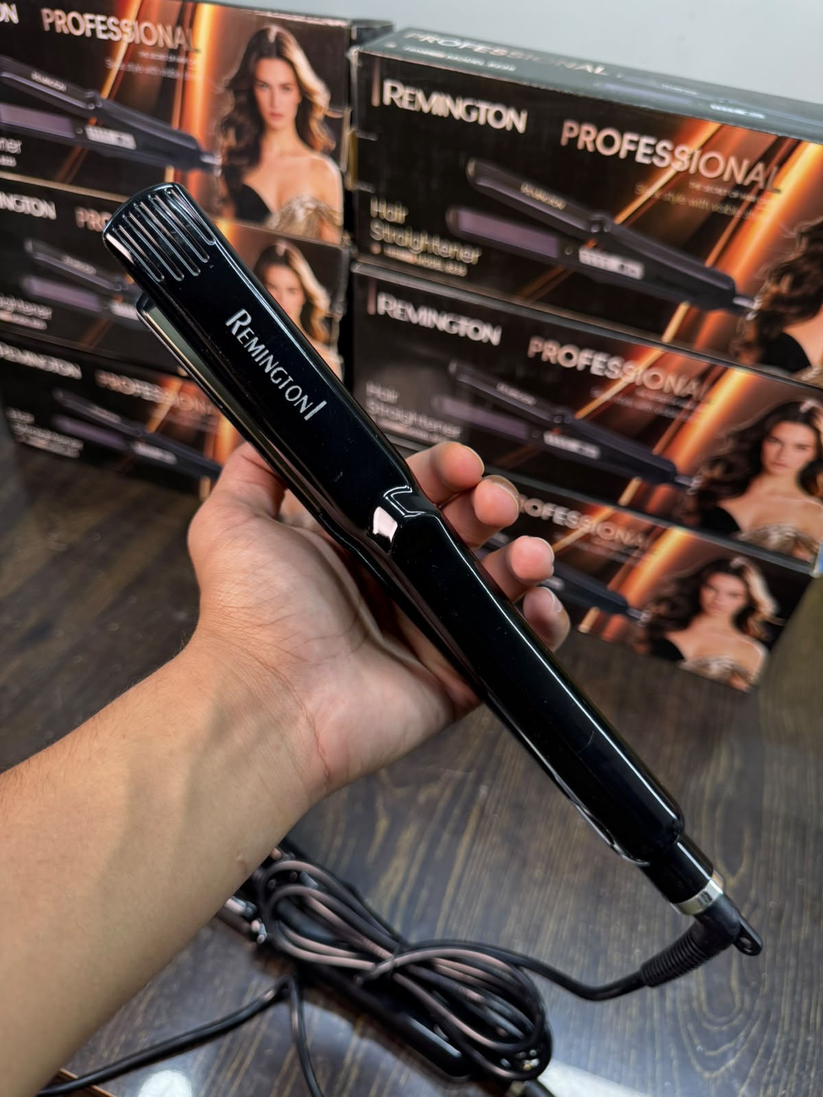 Remington Professional Ceramic Hair Straightener – Sleek & Smooth Styling