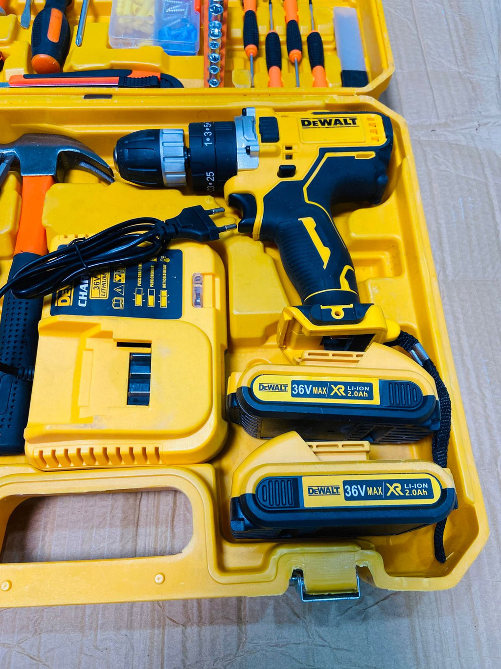 DeWalt commercial use 117 pcs drill machine set 36V