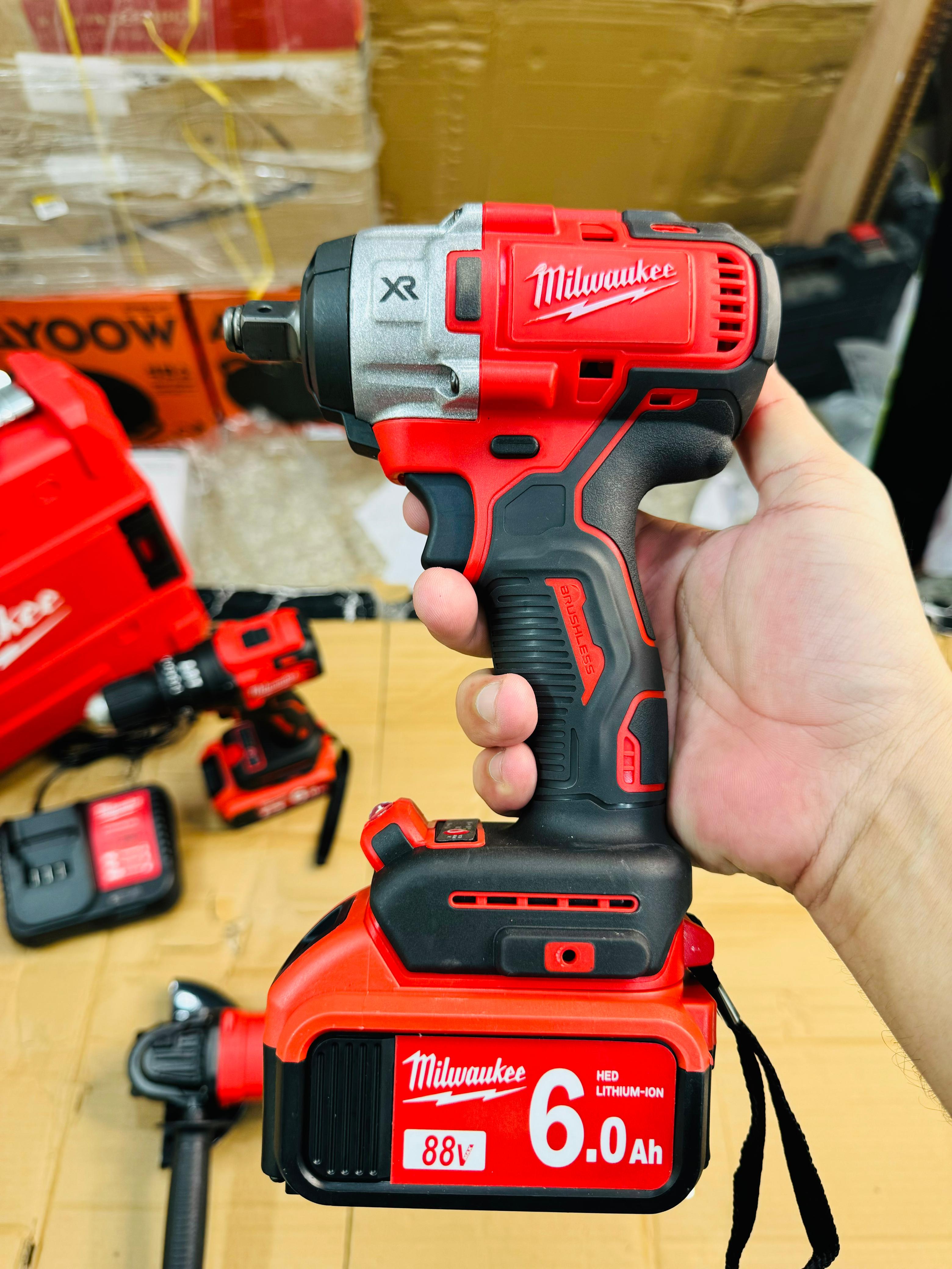 MILWAUKEE 3 in 1  88v commercial M18 FUEL Hammer Drill & Driver