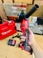 MILWAUKEE 3 in 1  88v commercial M18 FUEL Hammer Drill & Driver