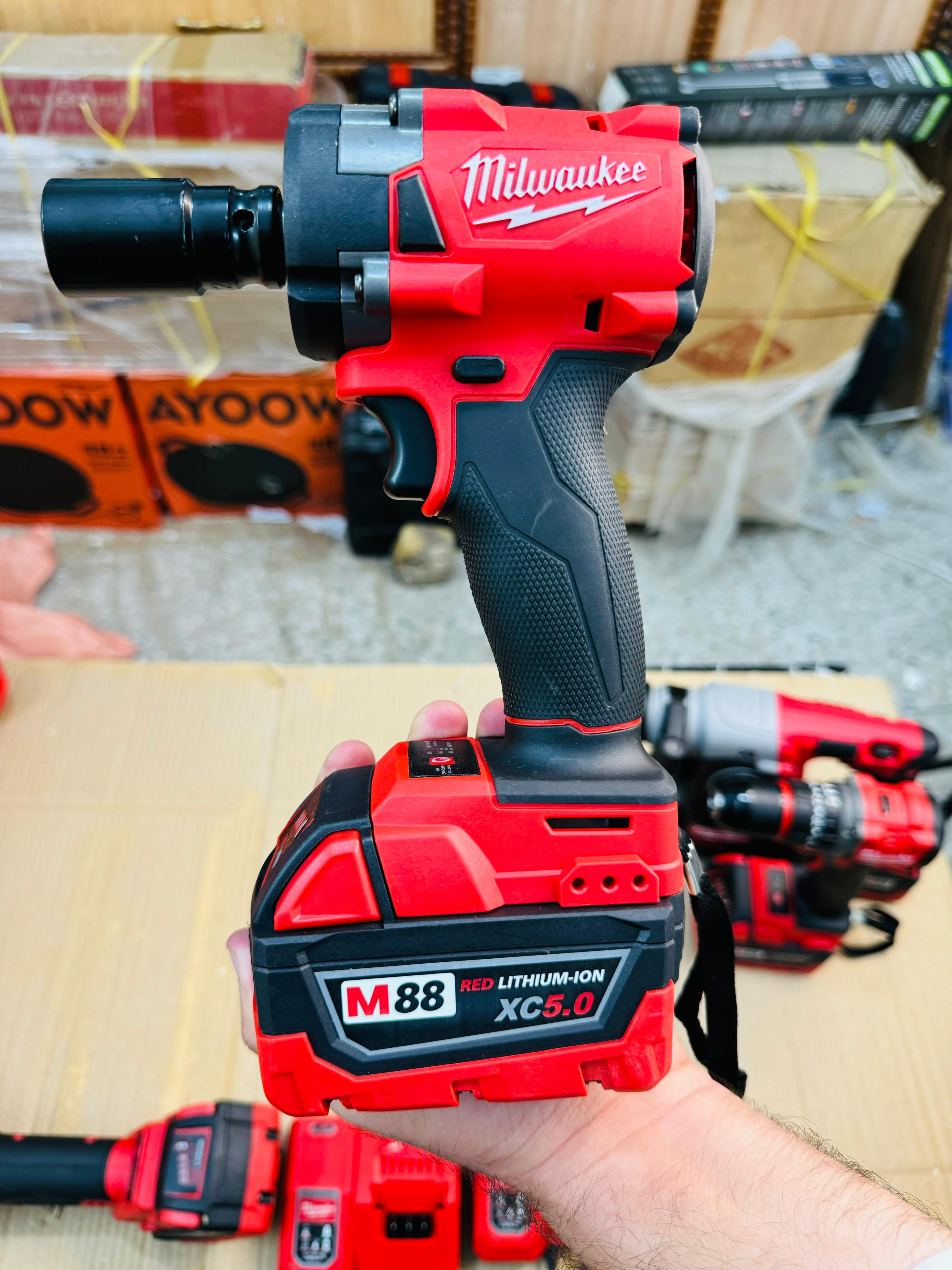 MILWAUKEE 4 in 1 drill machine set tool kit set