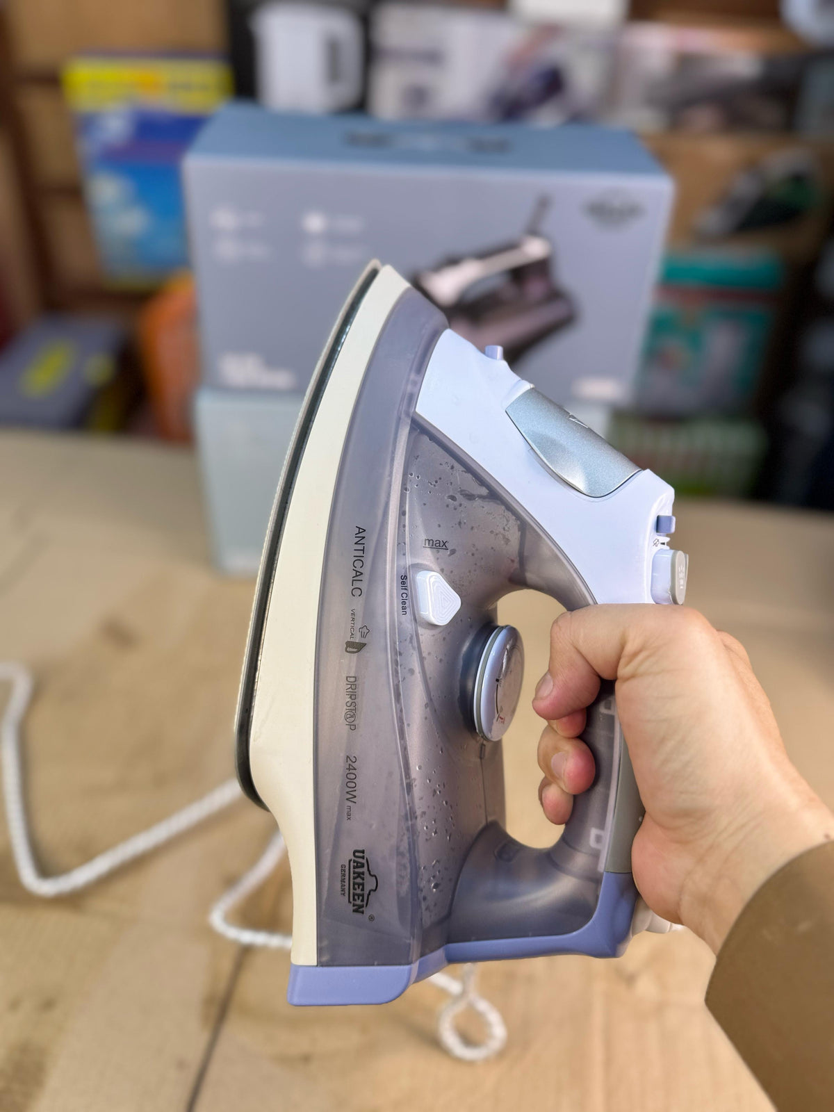 Uakeen Germany Steam Iron
