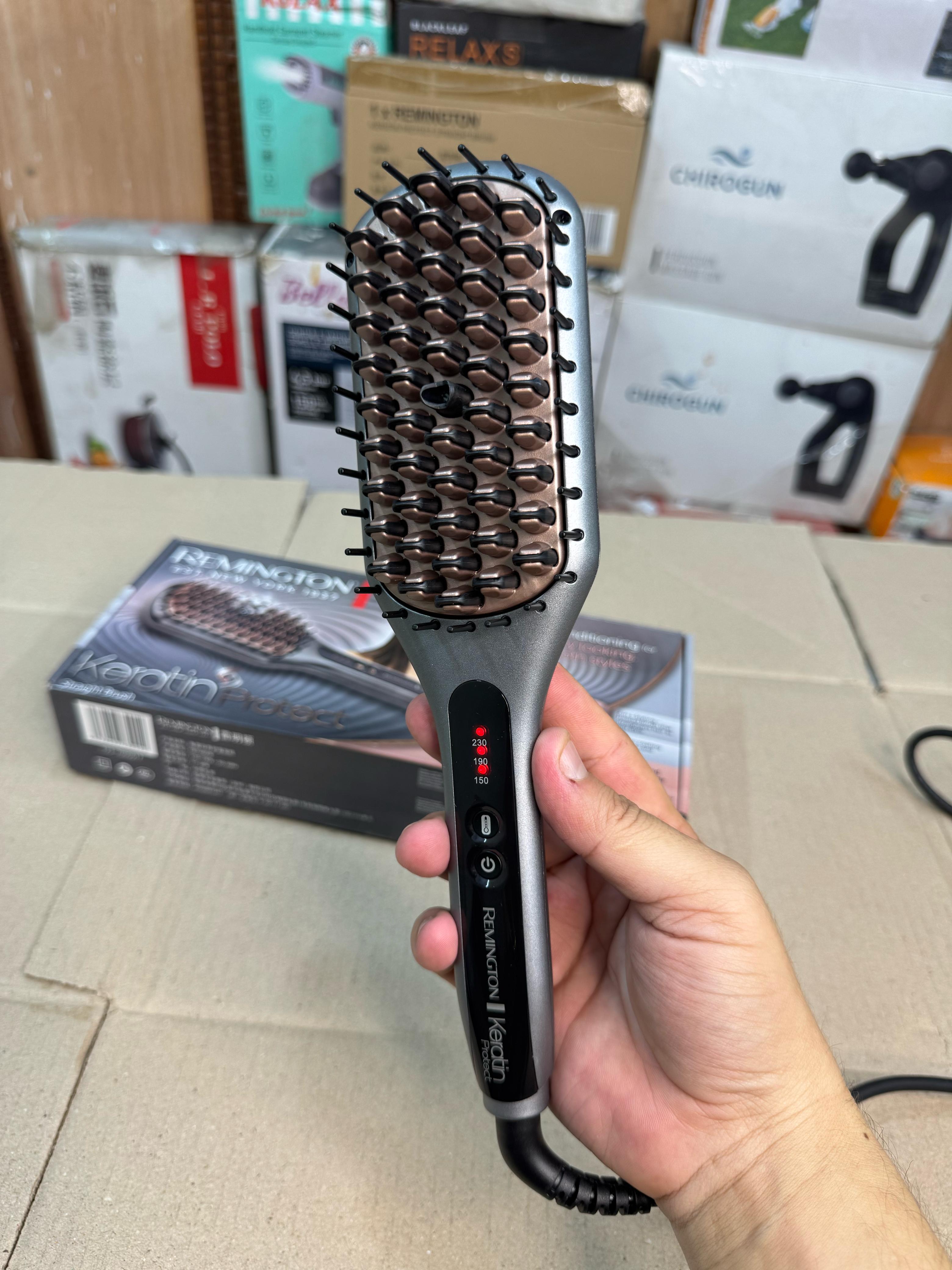 USA Remington Keratin Protect Straightener Brush CB-7480