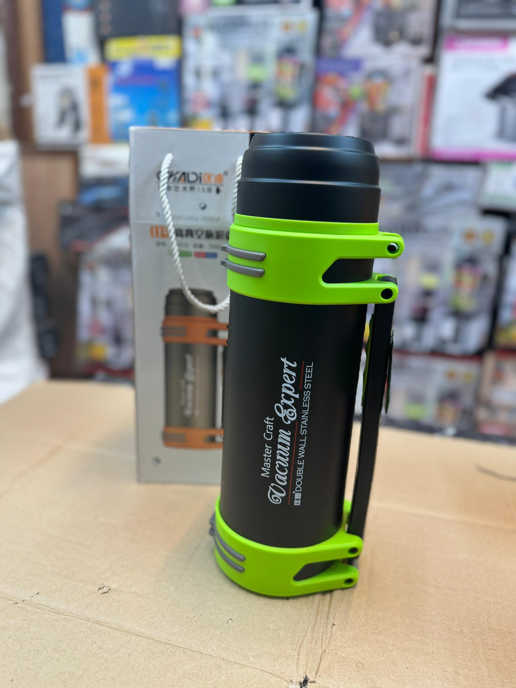 Okadi master craft water bottle