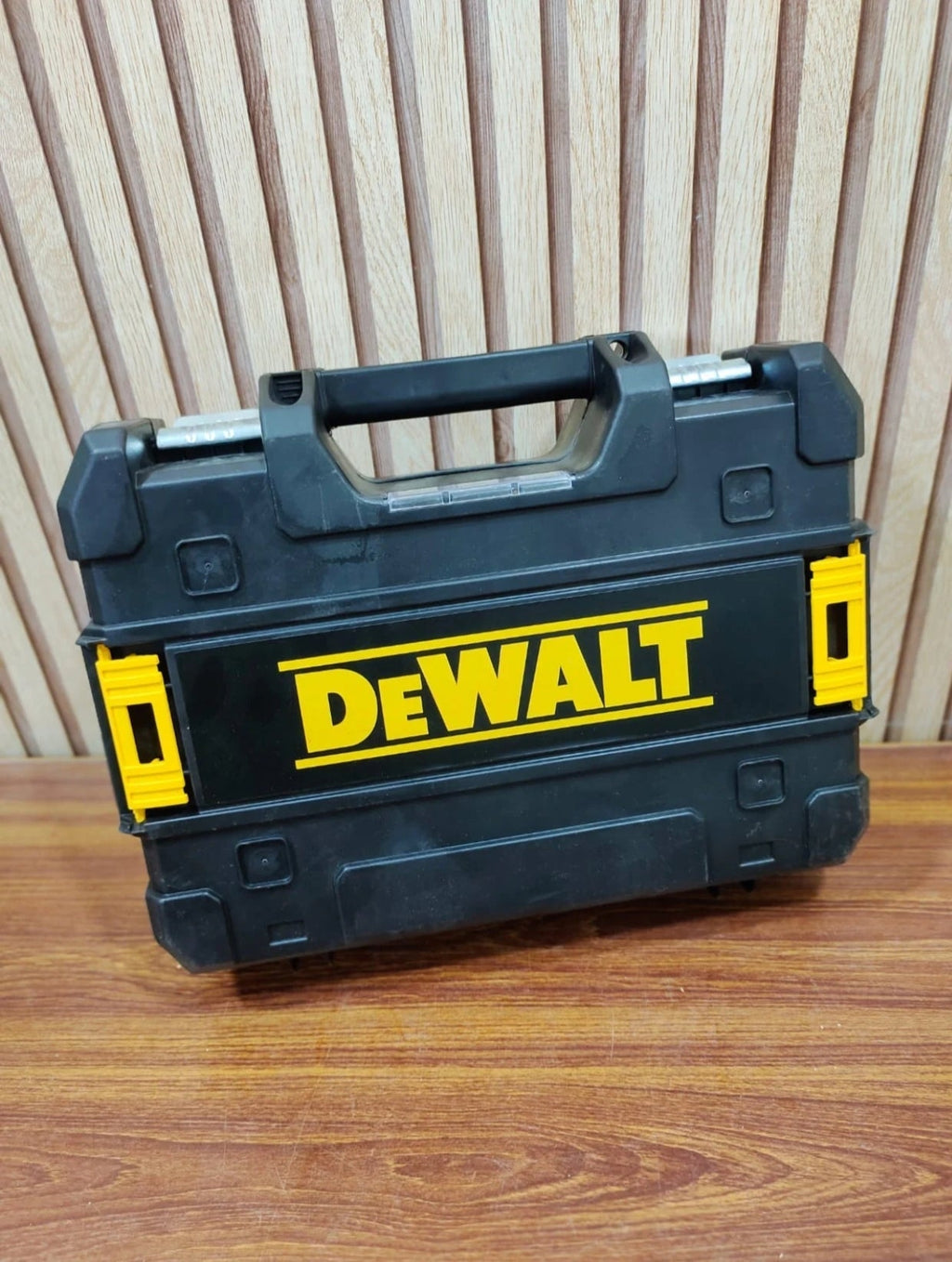 Original Dewalt 3 in 1 drill machine set