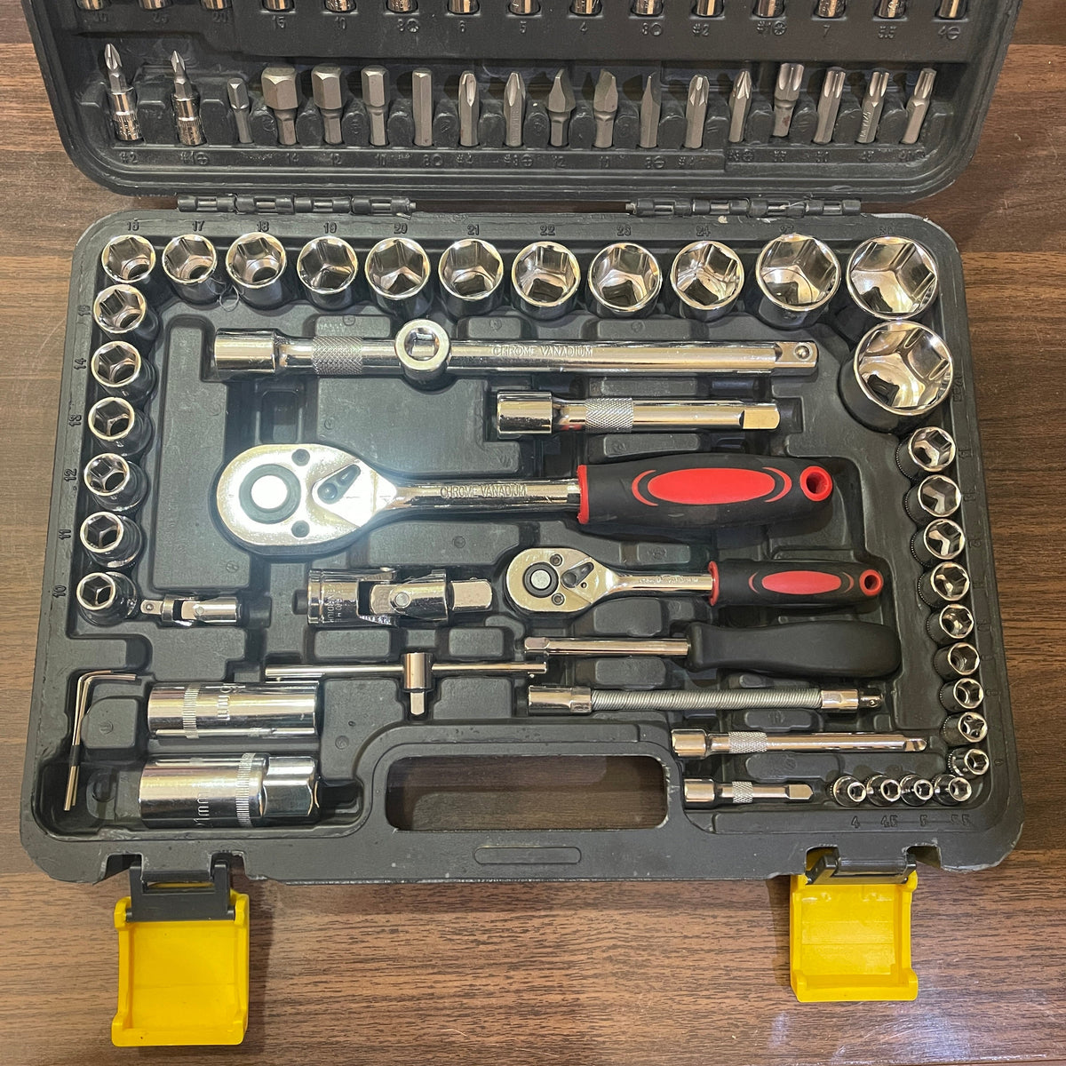 Lot Imported 94 piece Nut Bolt Set toolkit